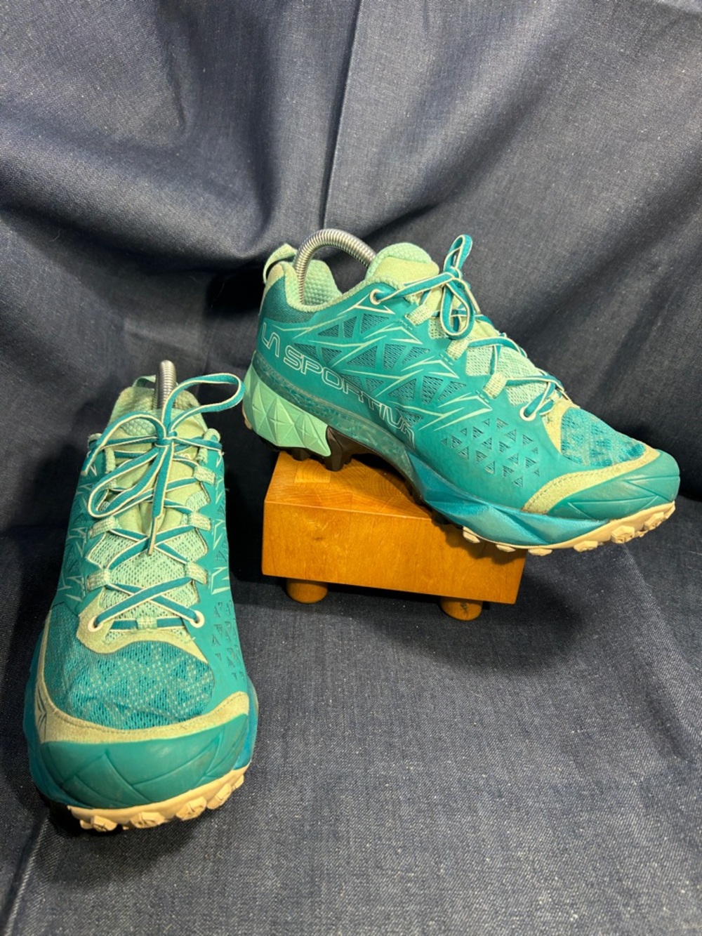La Sportiva Akyra athletic shoes